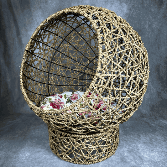 Pet Basket - Cozy Seagrass Bed for Cats & Small Dogs
